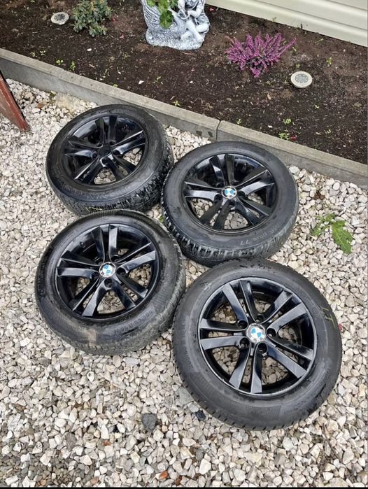 Felgi z oponami zimowymi BMW R16 Czarny Połysk | 5x120 | Continental / Uniroyal