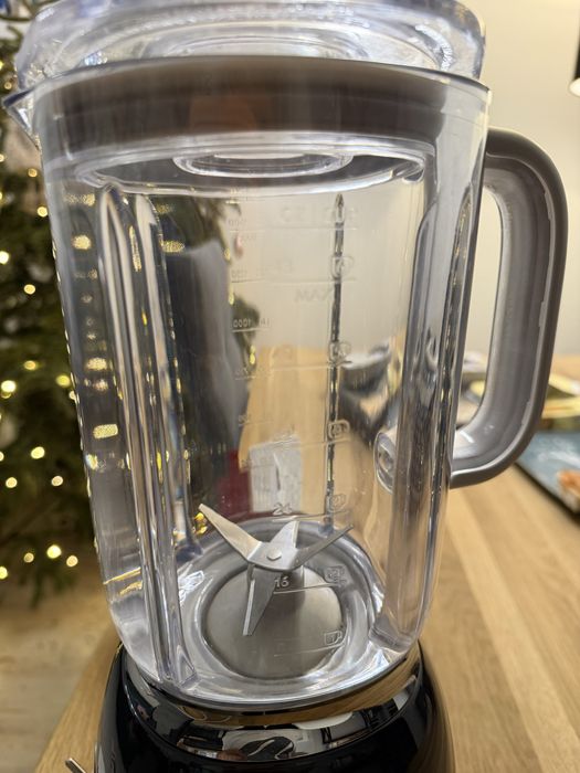 Smeg blender kielichowy