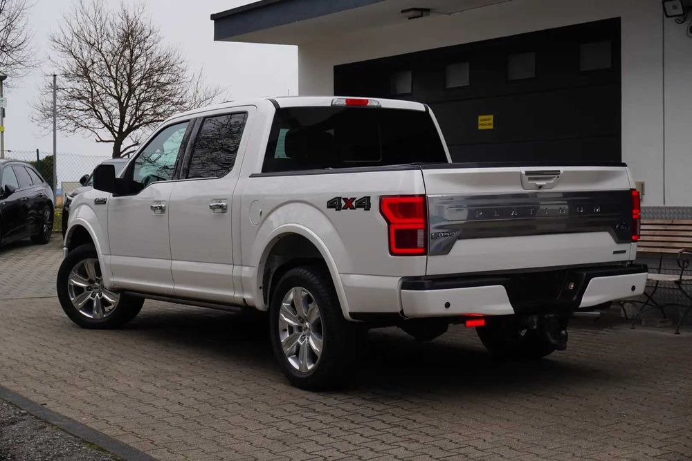 Ford 150 Platinum 4x4 Європа