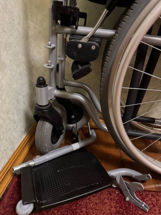 Крісло колісне