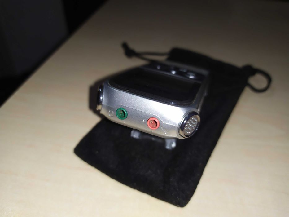 Продвинутий диктофон Sony ICD-AX412F в ідеалі