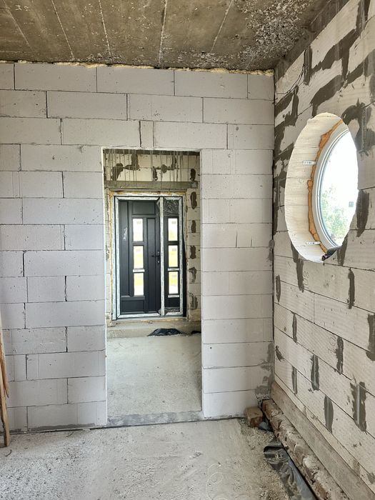 Продаж будинку біля Самбора (Воютичі)