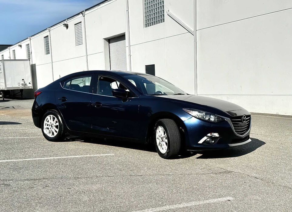 Mazda 3 Touring      2016