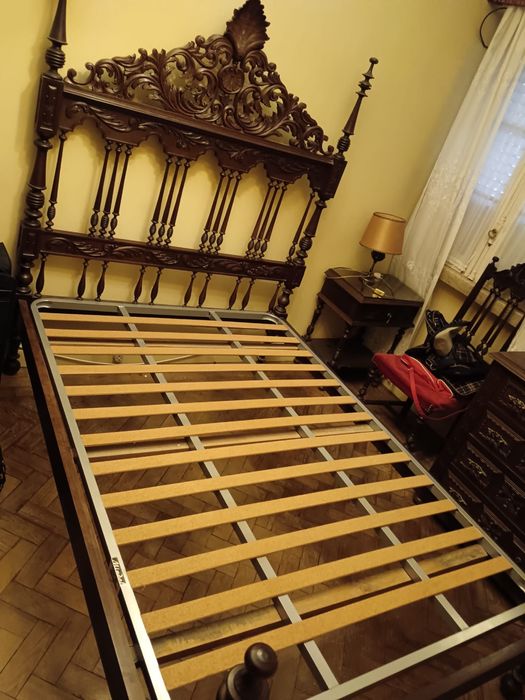 Mobília de quarto de casal antiga