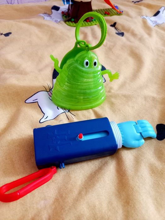 Іграшки з Макдональдзу McDonalds. Тролі  kitty furby Barby снупі Хеппі