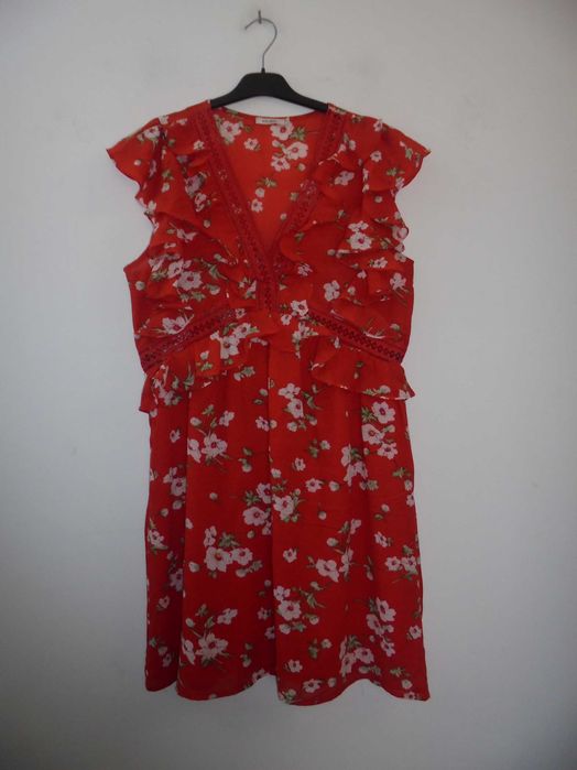 vestido de senhora cor vermelho
