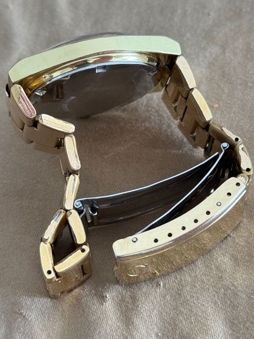 Omega genéve  watch