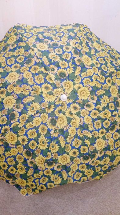 Зонт от солнца. Подсолнухи