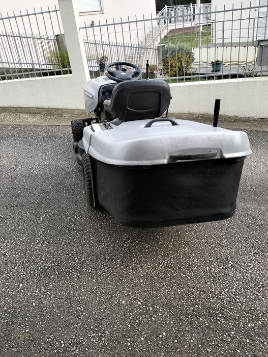 Trator corta relva 16cv