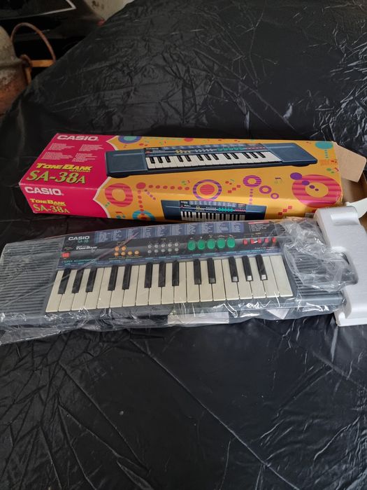 Órgão CASIO  SA-38A