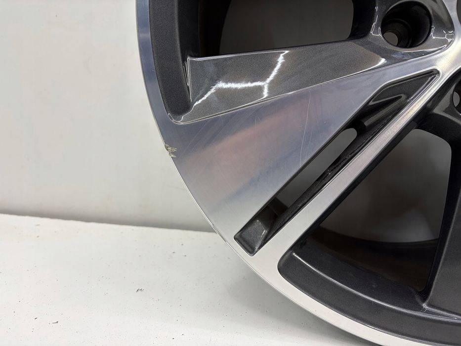 audi a6 e tron 85e felga 9jx20 et57 5x112