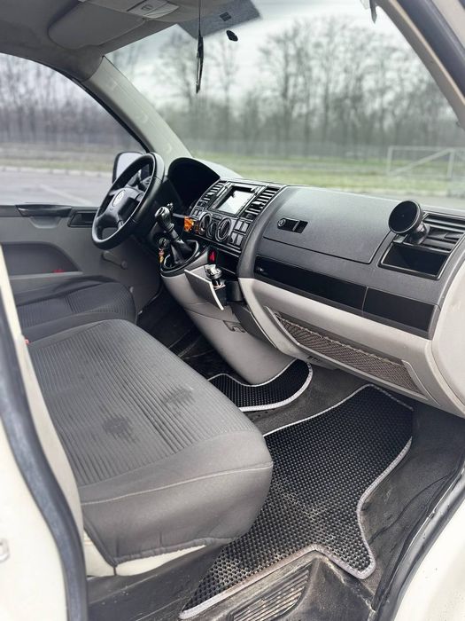 Продам Volkswagen  T5