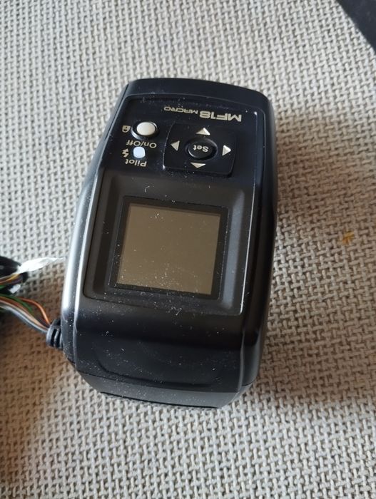 Nissin MF18 flash macro anelar , para reparar