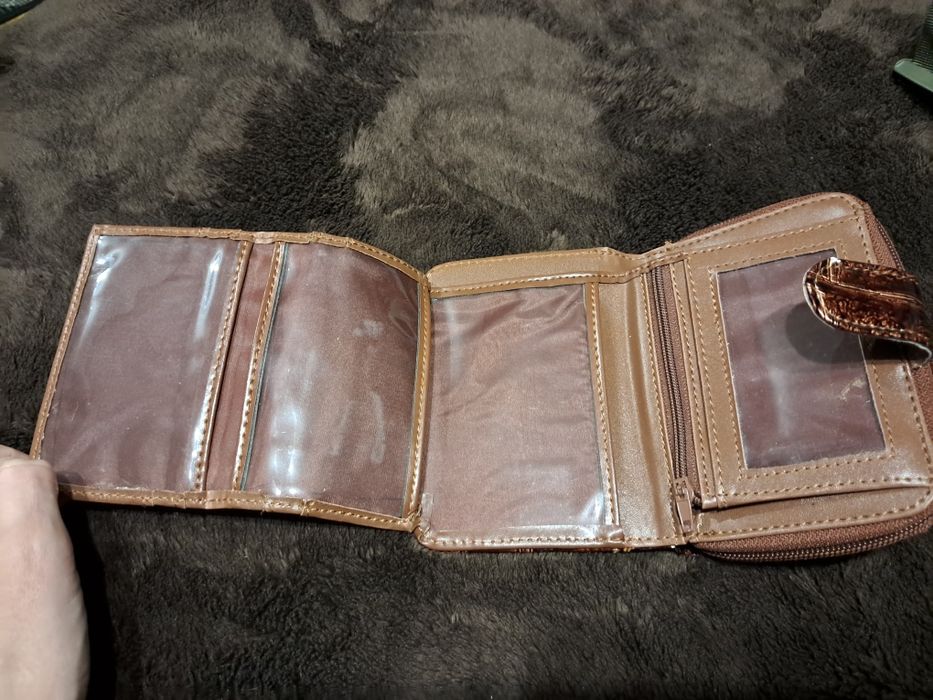 Portfel damski na zamek