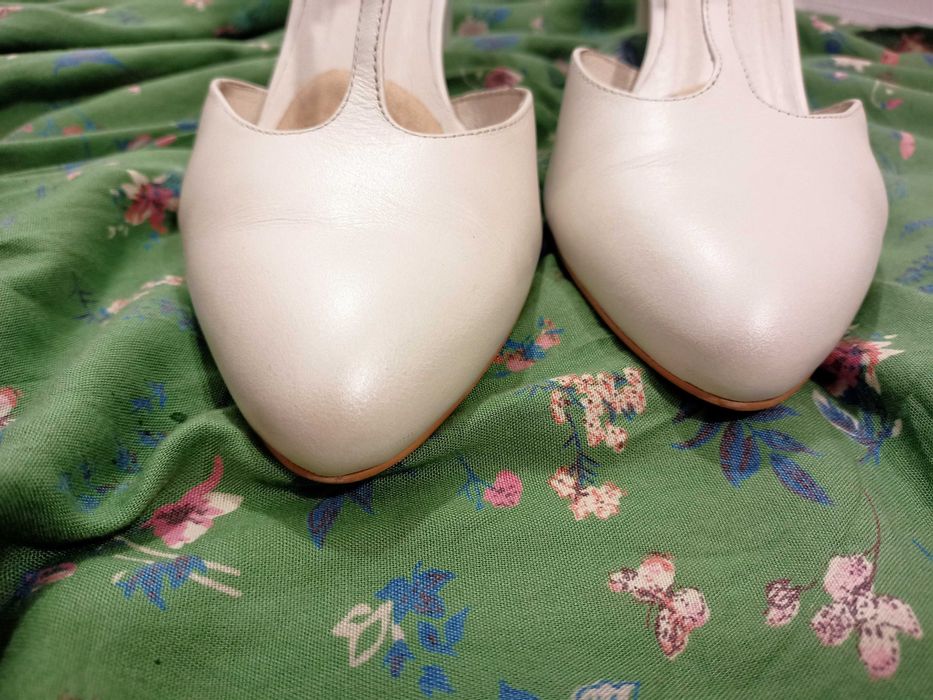Buty ślubne r.39 bardzo wygodne!