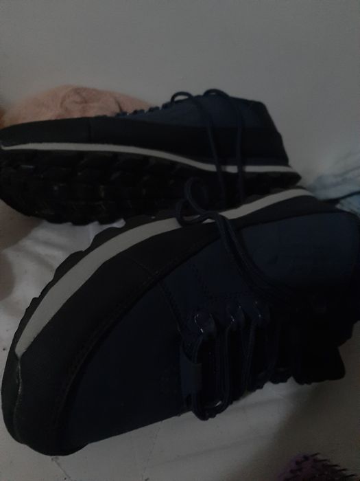 Czarne buty męskie Vty