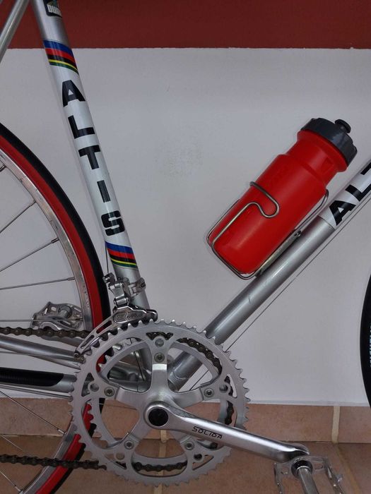Bicicleta de estrada Altis