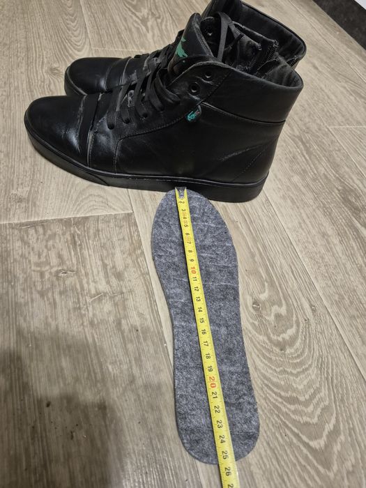 Теплі шкіряні ботінки 40 розміру по устілці 25.5см