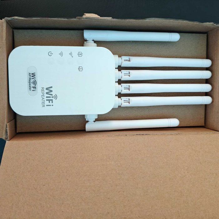 Усилитель сигнала WiFi (Репитер, Repeater), с функцией роутера.