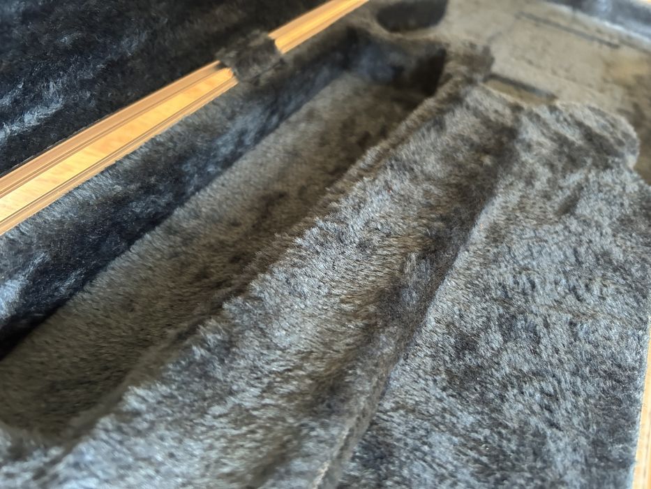 Estojo rigido para guitarra Stratocaster