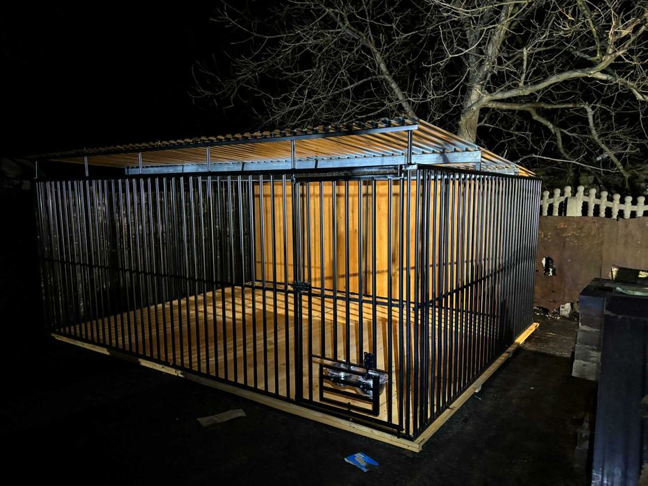 Mocny kojec stalowy dla psa