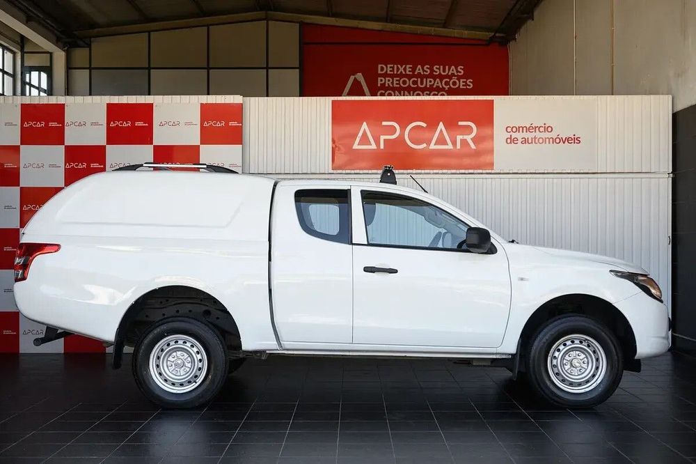 Mitsubishi L200 2.4 DI-D Club Invite Strakar Look 4WD