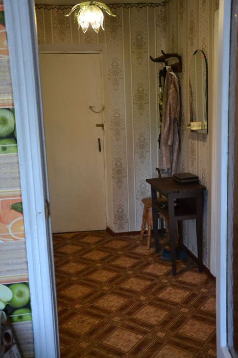 Продам однокімнатну квартиру.