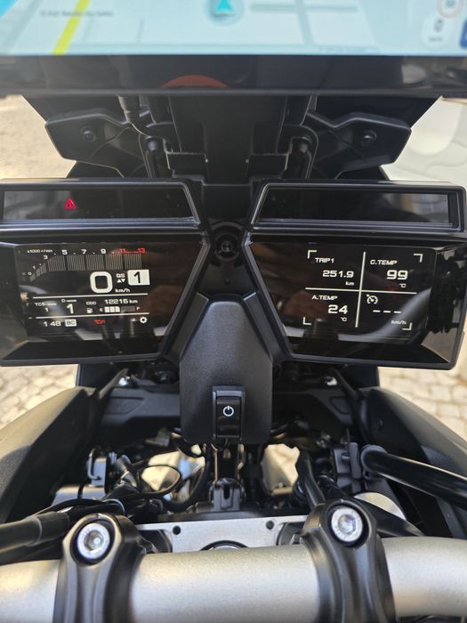 Yamaha tracer 900