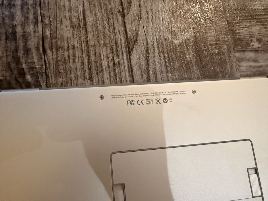 Laptop Apple MacBook Pro model A1260 2008r