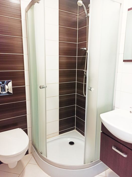 Noclegi Pracownicze - Hostel Karolinka - Tanie Noclegi