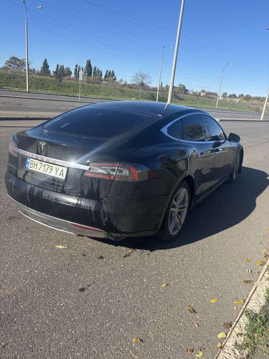 Продам Tesla model s