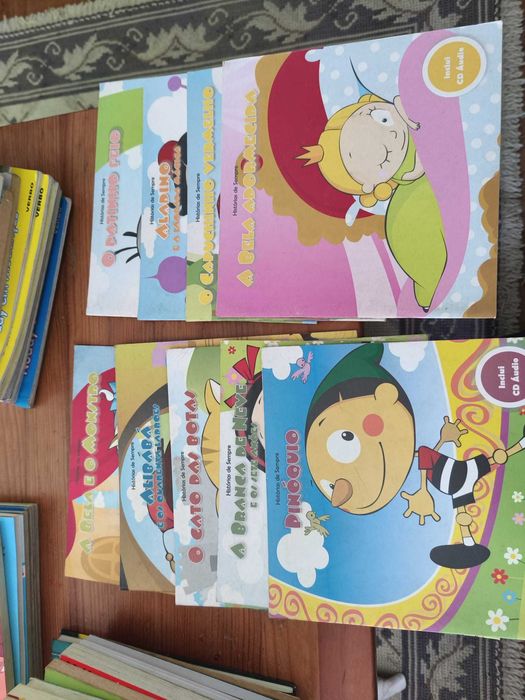 Vendo cada Livro 0.5€