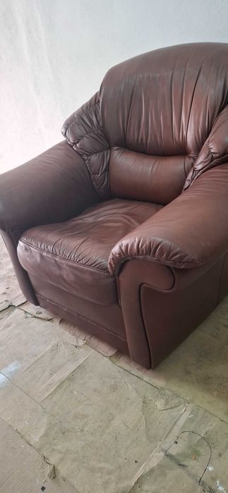 Sofá 1 pessoa castanho pele