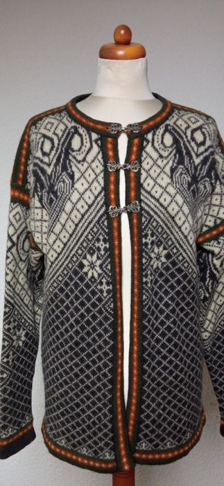 Sweter kardigan zimowy