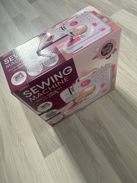 Maszyna do szycia. Sewing machine craft. Love 2 craft.