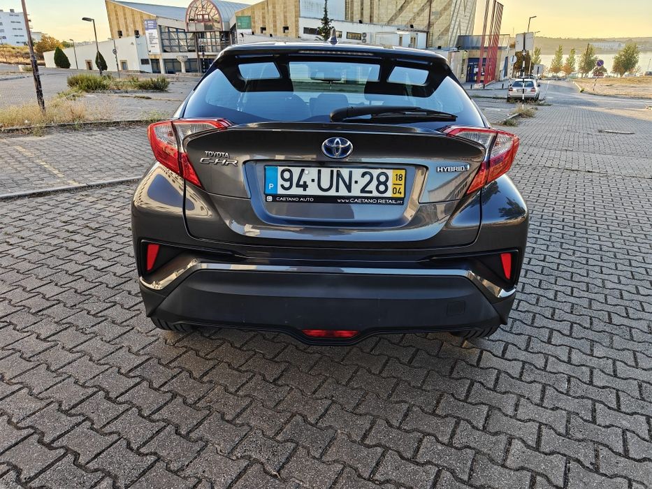 Toyota C-HR 1.8 Híbrido - nacional 121mil kms — photo 3
