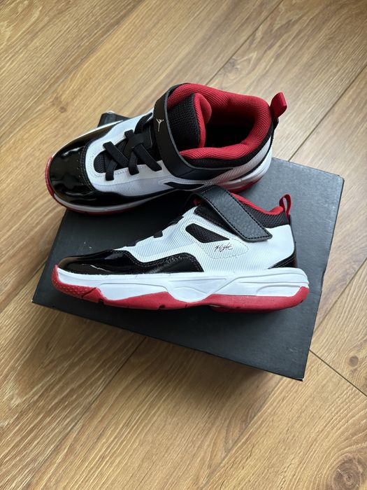 Jordan Stay Loyal кросівки оригінал