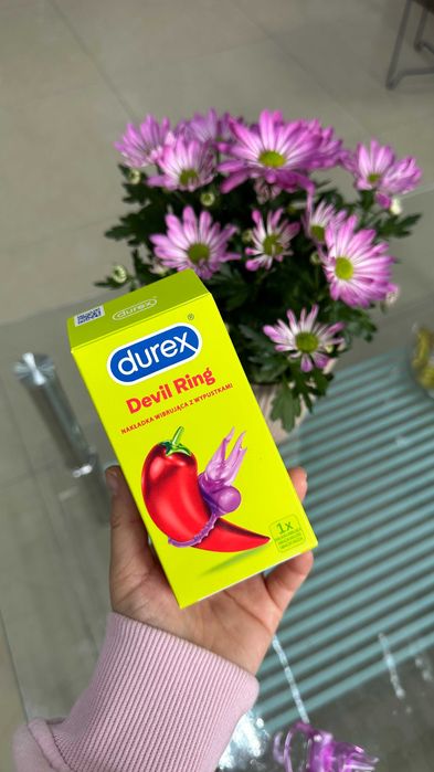 Вібруюча накладка з шипами Durex, дюрекс