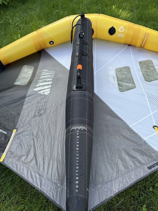 Wingfoil RRD EVO 4.5 Gold White Aluula Carbon Hands