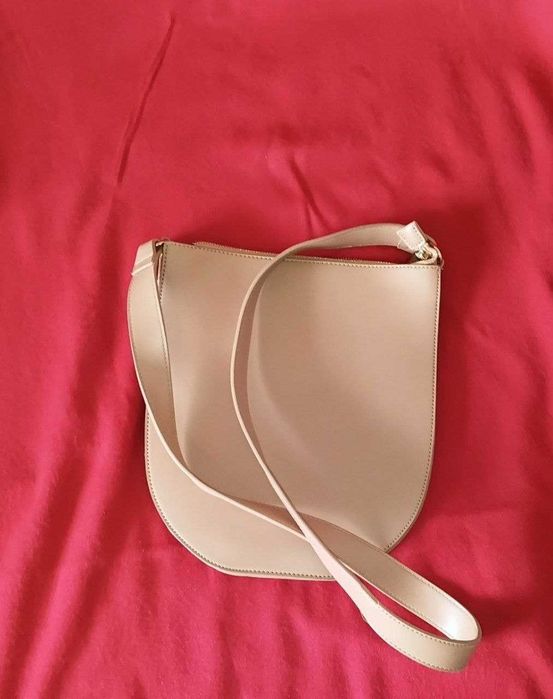 Сумка бежева crossbody / мінімалістична сумка на плече