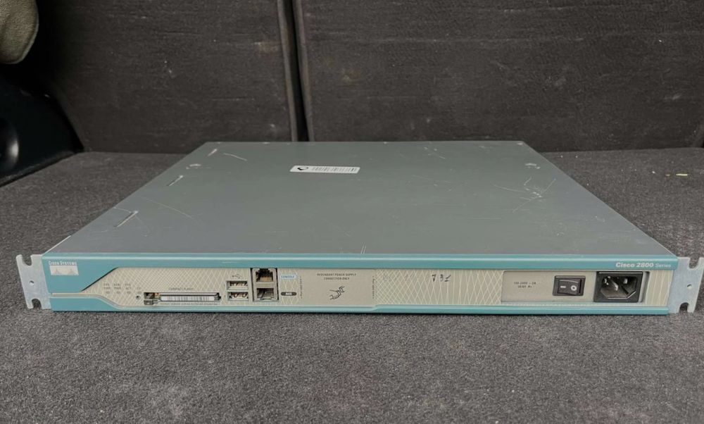 Маршрутизатор Cisco CISCO2800 роутер мережеве обладнання