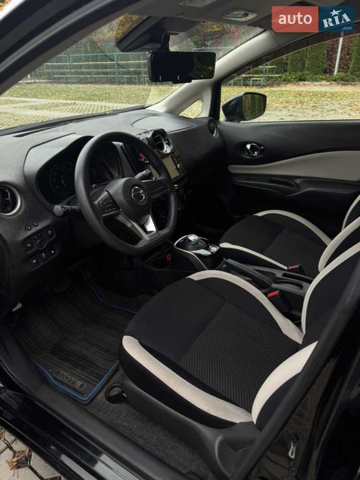 Nissan Note E-power гібрид