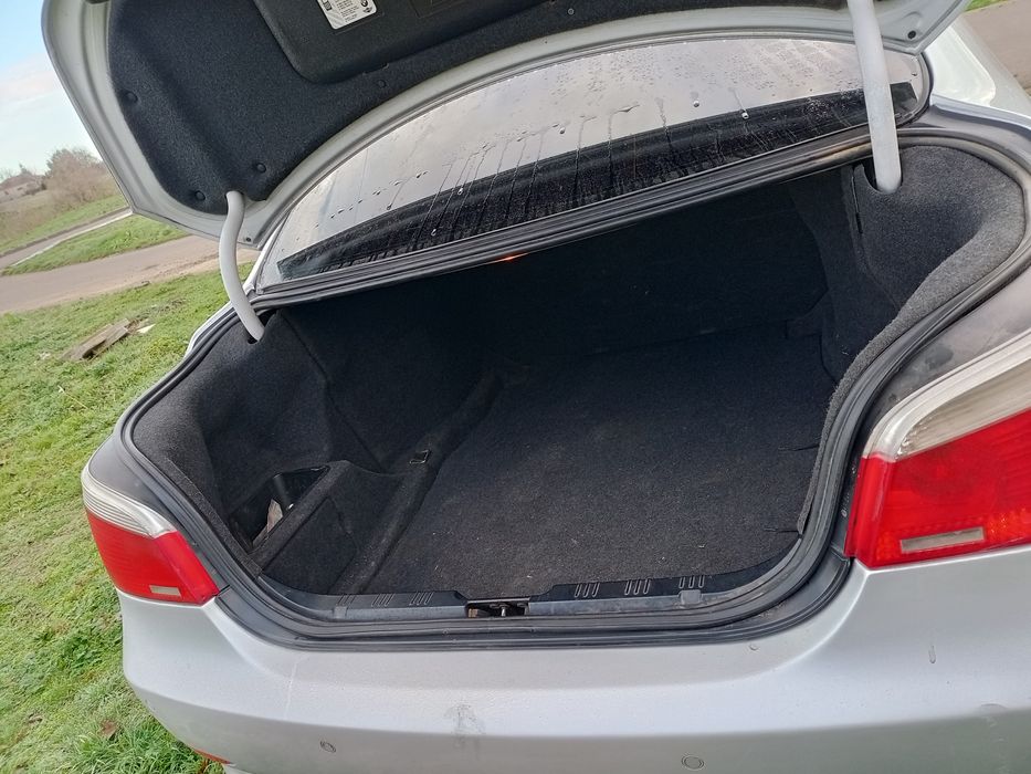 Продам BMW series 5 E 60