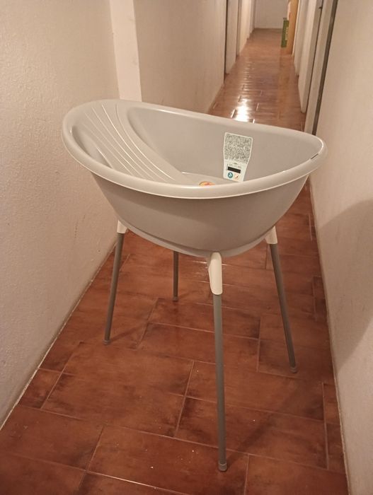 Banheira de bebe com termômetro