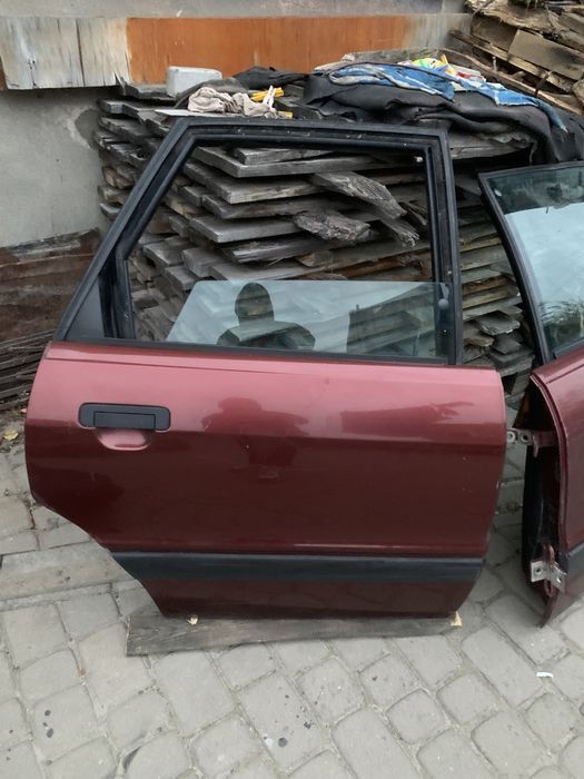 Двері до audi 80