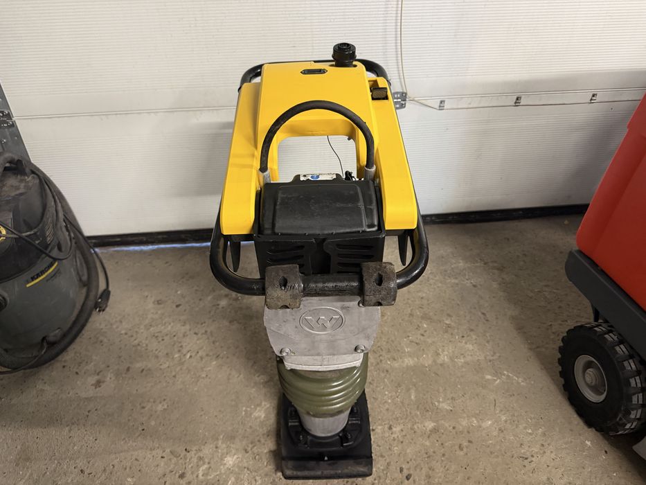 Skoczek stopa wibracyjna ubijak WACKER BS 60-2 (32) rok 19