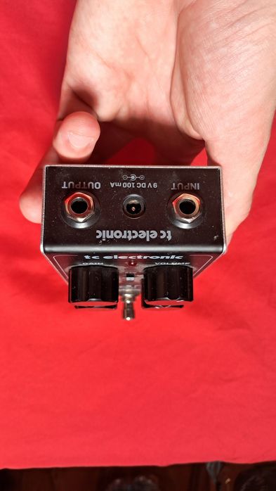 TC Electronic Fangs - Przester, distortion, efekt gitarowy