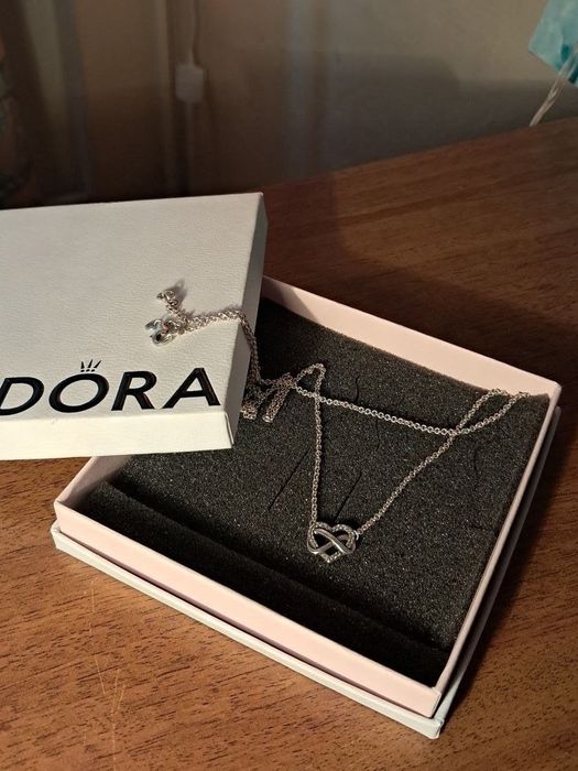 Срібне кольє Pandora Блискуче серце нескінченності, оригінал