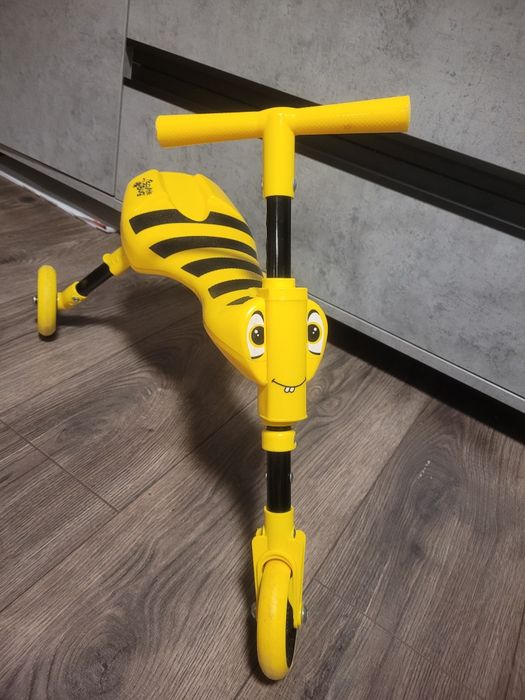 Rowerek Scuttle bug pszczółka