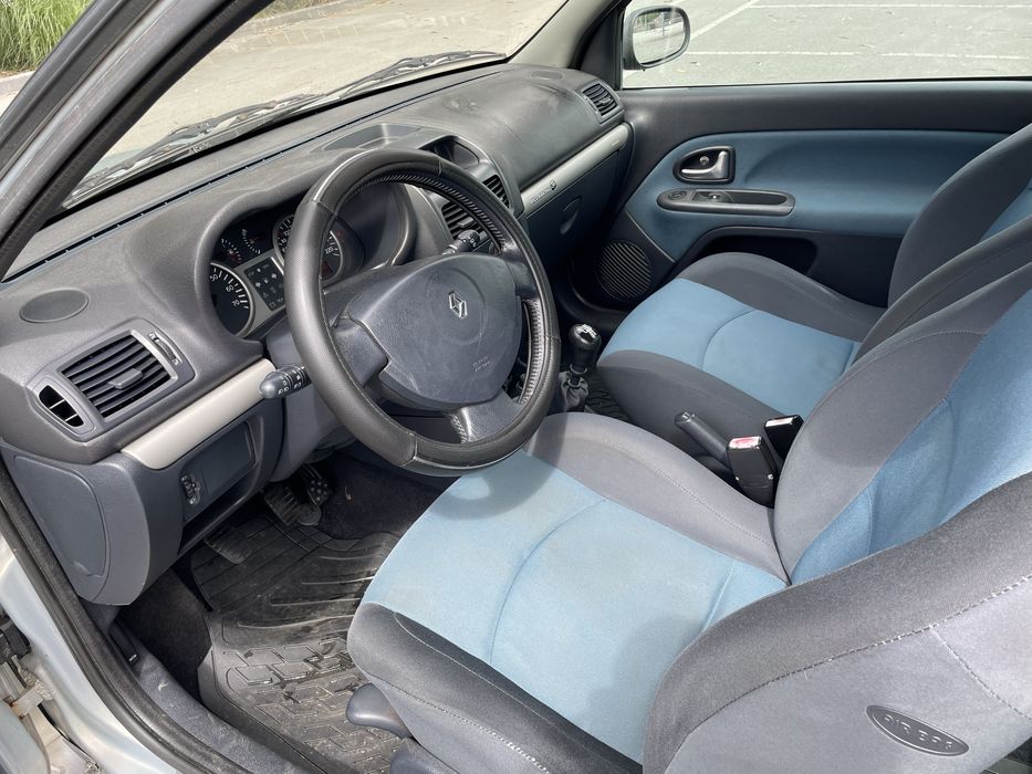 Renault Clio 2003